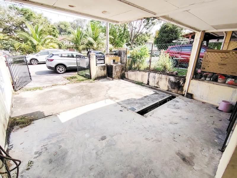 Rumah Teres 2 Tingkat untuk Dijual di Taman Universiti Bangi (Kajang) - Abdul Qadir - Exterior - PropertyGuru.com.my