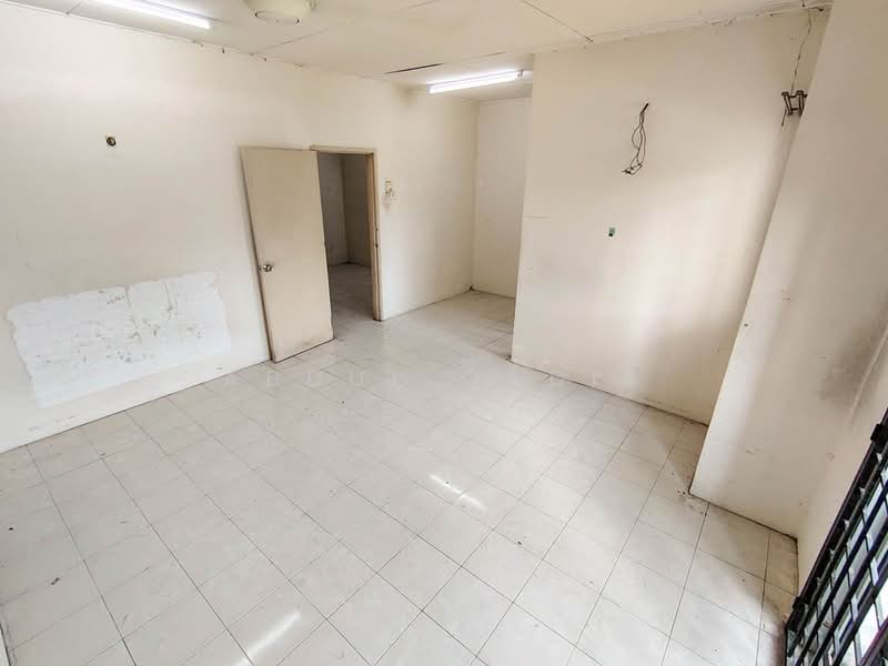 Rumah Teres 2 Tingkat untuk Dijual di Taman Universiti Bangi (Kajang) - Abdul Qadir - PropertyGuru.com.my
