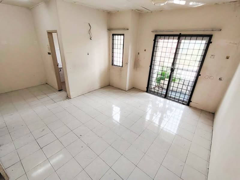 Rumah Teres 2 Tingkat untuk Dijual di Taman Universiti Bangi (Kajang) - Abdul Qadir - PropertyGuru.com.my