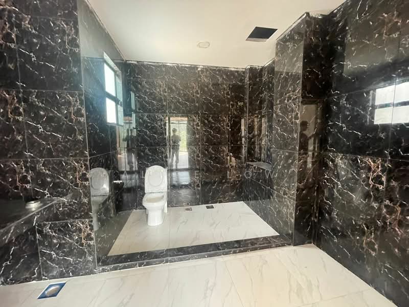 Bungalow for Sale in Setia Eco Templer (Rawang) - Alice Low - Bathroom - PropertyGuru.com.my