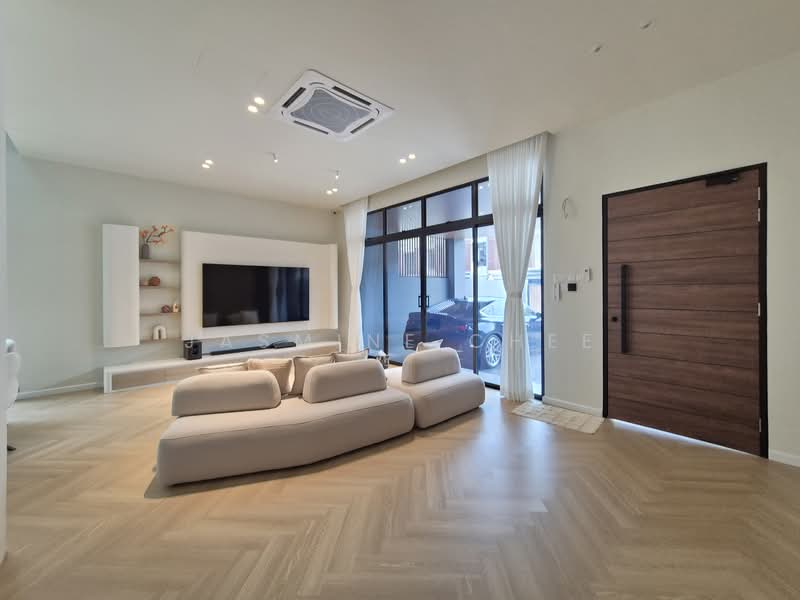Rumah Bandar untuk Dijual di Johor Bahru (Johor) - Jasmine Chee - Living Room - PropertyGuru.com.my