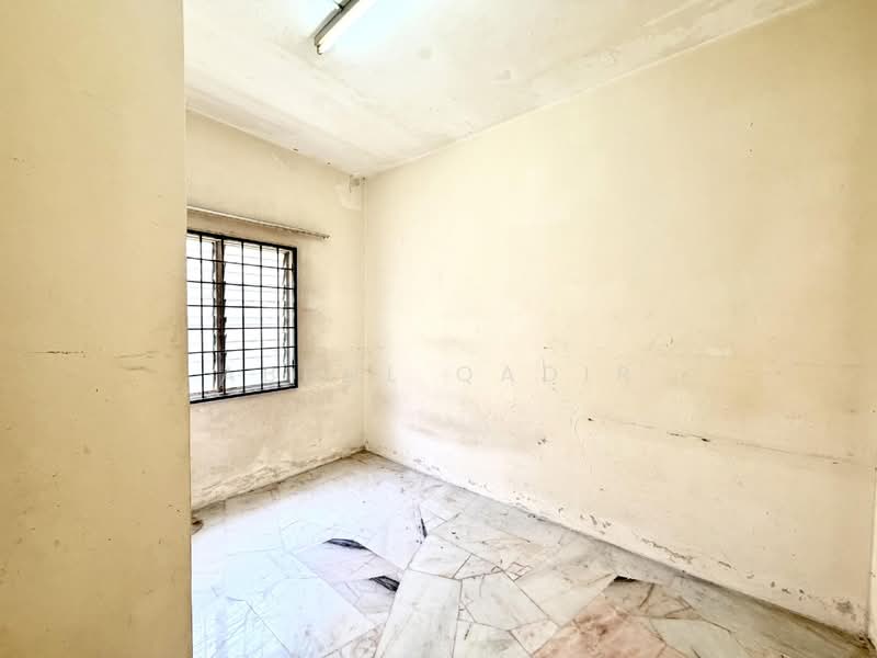 2-storey Terraced House for Sale in Taman Universiti Bangi (Kajang) - Abdul Qadir - PropertyGuru.com.my