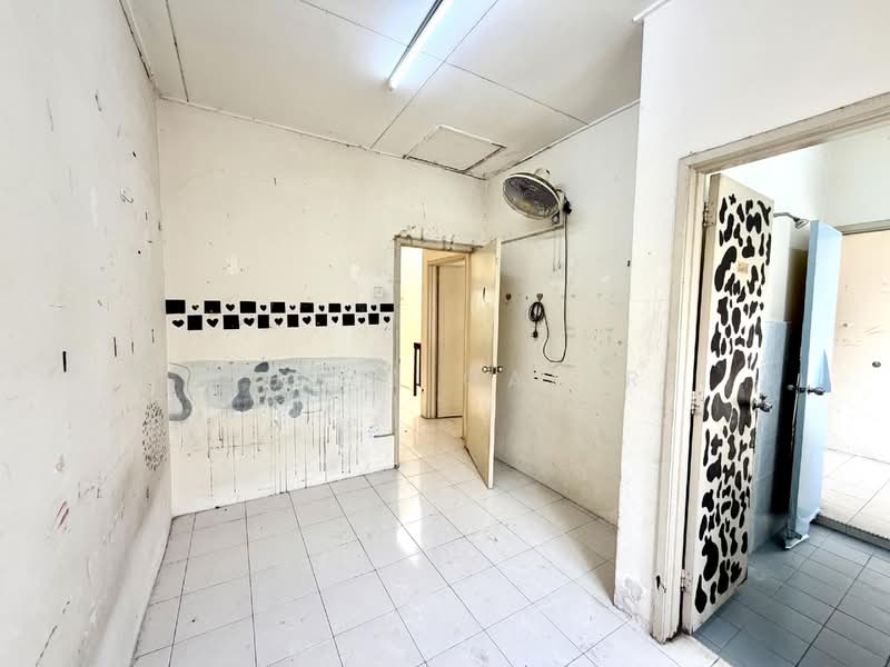 2-storey Terraced House for Sale in Taman Universiti Bangi (Kajang) - Abdul Qadir - PropertyGuru.com.my