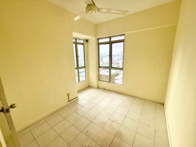Kondominium untuk Dijual di Warisan City View - Kent Fatt - Interior - PropertyGuru.com.my