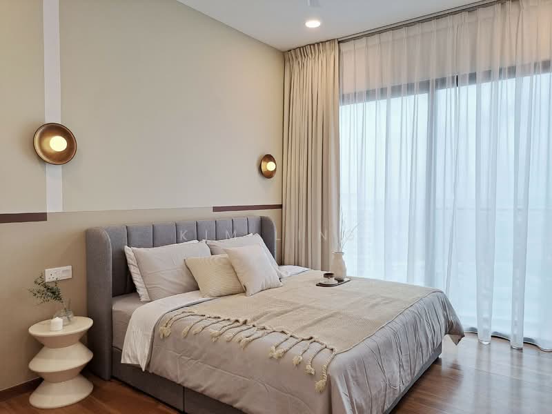 Kondominium untuk Disewa di Sky Condominium (Skyz Residence) - Kim Ling - Master Bedroom - PropertyGuru.com.my