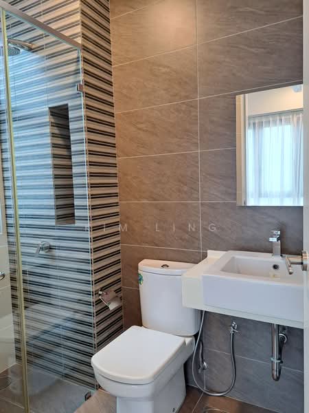 Kondominium untuk Disewa di Sky Condominium (Skyz Residence) - Kim Ling - Bathroom 3 - PropertyGuru.com.my