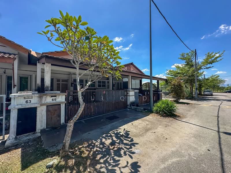 2-storey Terraced House for Sale in Kajang (Selangor) - Abdul Qadir - Exterior - PropertyGuru.com.my