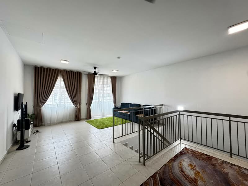 Terraced House for Rent in Taman Kundang Jaya (Rawang) - Yasmin Sulaiman - Living Room - PropertyGuru.com.my