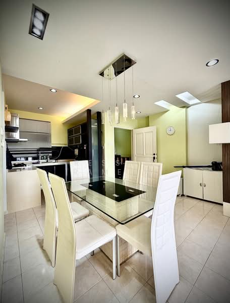 Condominium for Rent at Coastal Tower - Ressha Ramesh - Dining Room - PropertyGuru.com.my
