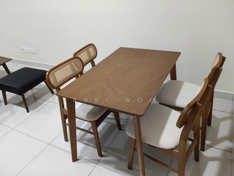 Servis Apartment untuk Disewa di Imperial / Cornell Suites @ EduSentral - Abby Woo - Dining Room - PropertyGuru.com.my