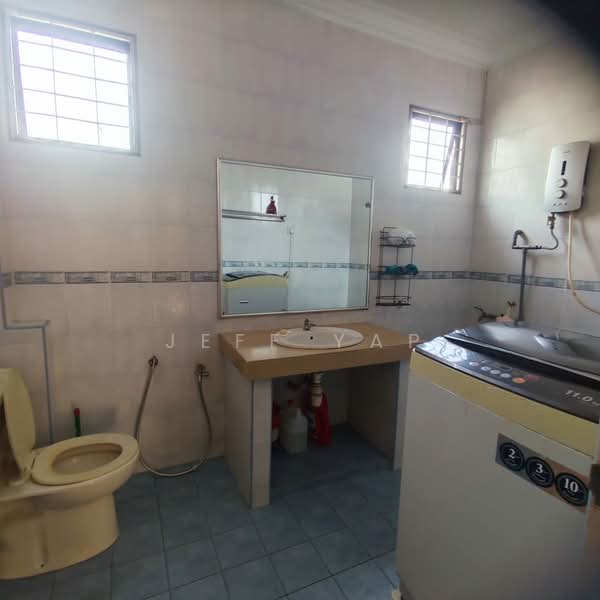 Flat for Rent at Taman Kinrara Seksyen 1 - Jeff Yap - PropertyGuru.com.my