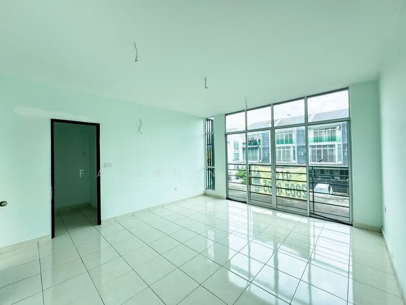 3-storey Terraced House for Sale in Kajang (Selangor) - Fauran Nawawi - PropertyGuru.com.my