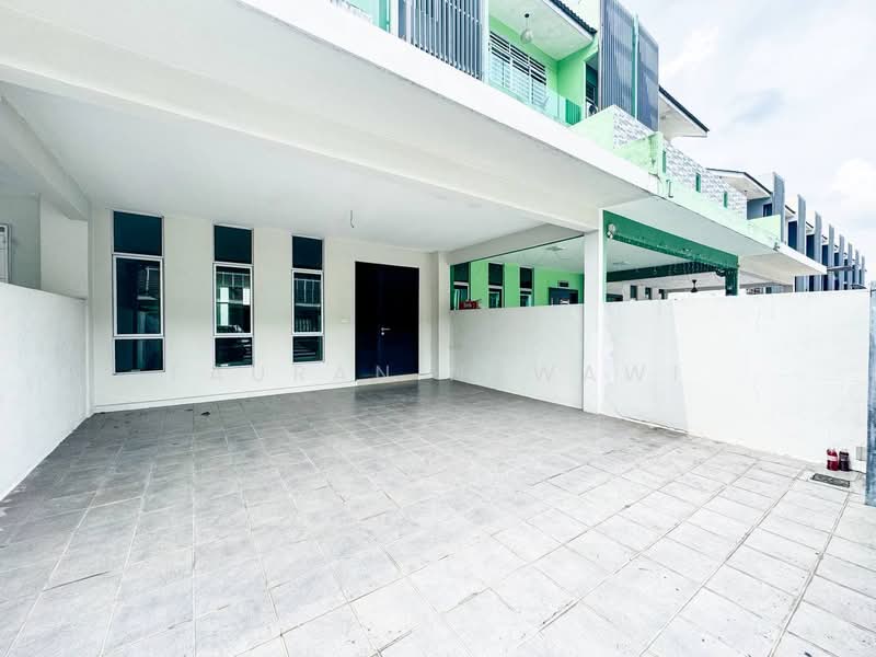 3-storey Terraced House for Sale in Kajang (Selangor) - Fauran Nawawi - PropertyGuru.com.my