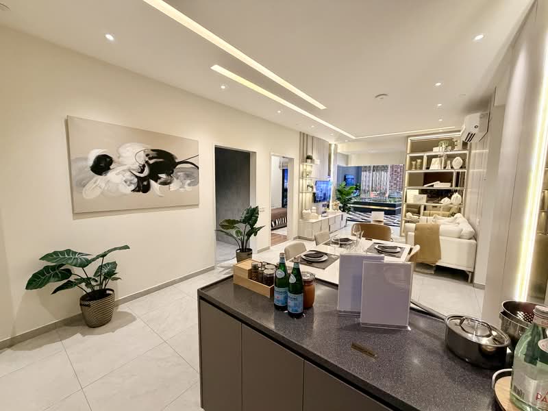 Servis Apartment untuk Dijual di The Vividz - Ric Foo - Functional Modern Kitchen - PropertyGuru.com.my