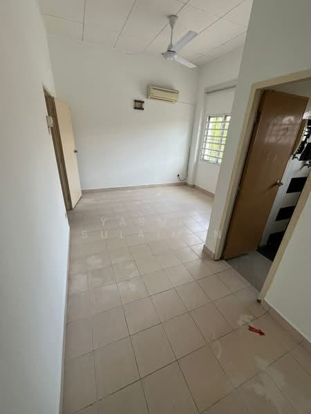 Rumah Teres 2 Tingkat untuk Dijual di Kota Puteri (Batu Arang) - Yasmin Sulaiman - Interior - PropertyGuru.com.my