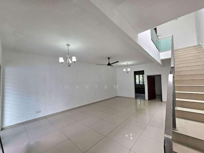 Rumah Teres 2 Tingkat untuk Dijual di Kajang (Selangor) - Maryam . - Living Room - PropertyGuru.com.my