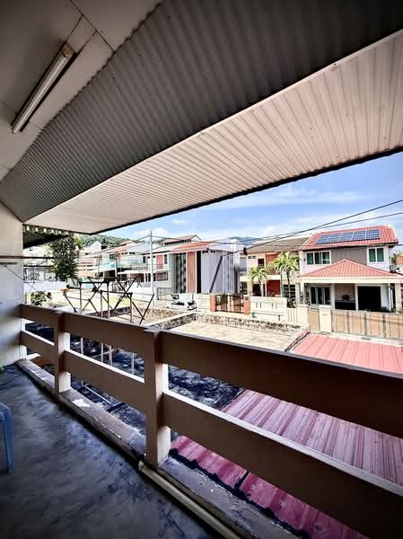 Rumah Teres 2 Tingkat untuk Dijual di Jelutong (Penang) - KK Kwok - Balcony - PropertyGuru.com.my