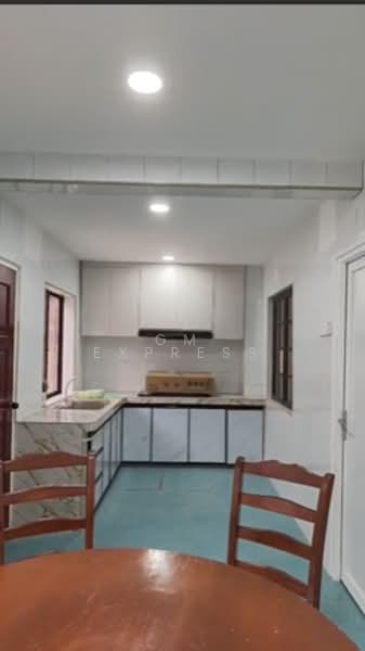 Rumah Teres 2 Tingkat untuk Dijual di Taman Chi Liung (Klang) - Mr Goh - Kitchen - PropertyGuru.com.my