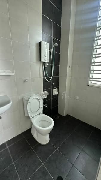 Bungalow for Rent in Taman Belimbing Setia (Durian Tunggal) - Phang Seow Ling - Bathroom - PropertyGuru.com.my