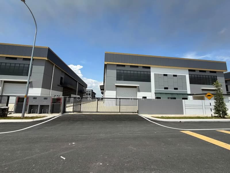 Semi-D Factory for Rent in Kapar (Selangor) - Tony Cham - Exterior - PropertyGuru.com.my