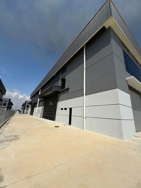 Semi-D Factory for Rent in Kapar (Selangor) - Tony Cham - Exterior - PropertyGuru.com.my