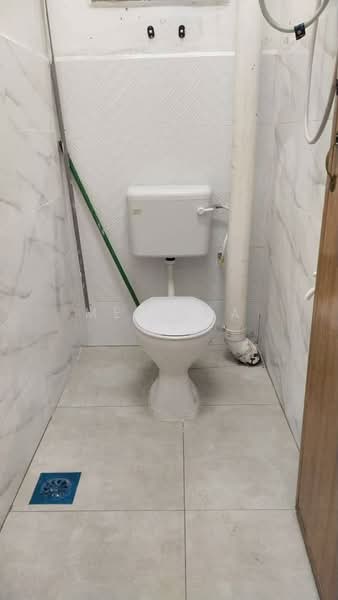 Rumah Flat untuk Dijual di Taman Baiduri - Melinda Ee - Bathroom - PropertyGuru.com.my