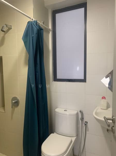Servis Apartment untuk Dijual di Residences @ 1 Tebrau - Yumi Kui - Bathroom - PropertyGuru.com.my