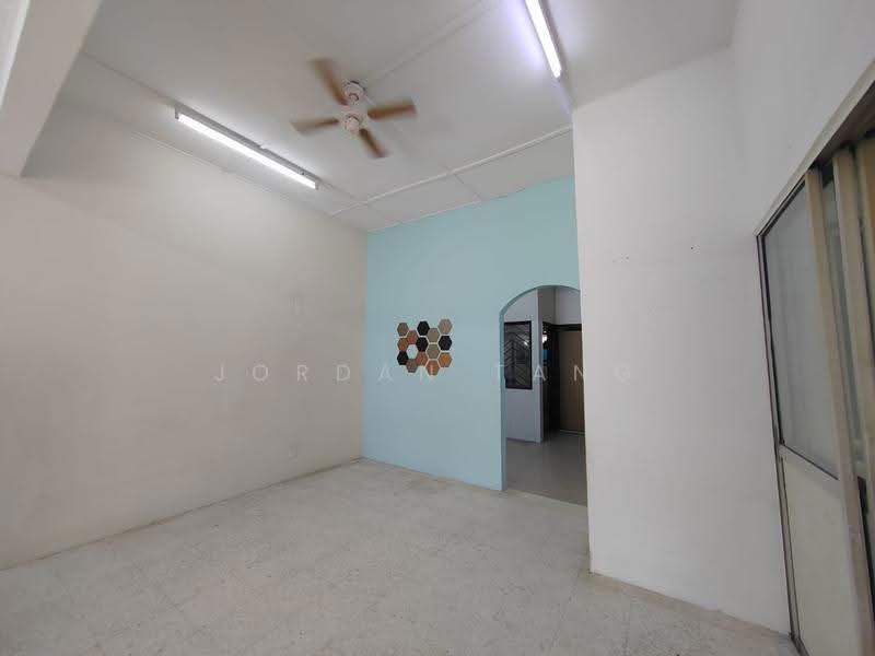 Rumah Teres 1-Tingkat untuk Dijual di Taman Sri Cheras (Cheras) - Jordan Tang - Living Room - PropertyGuru.com.my