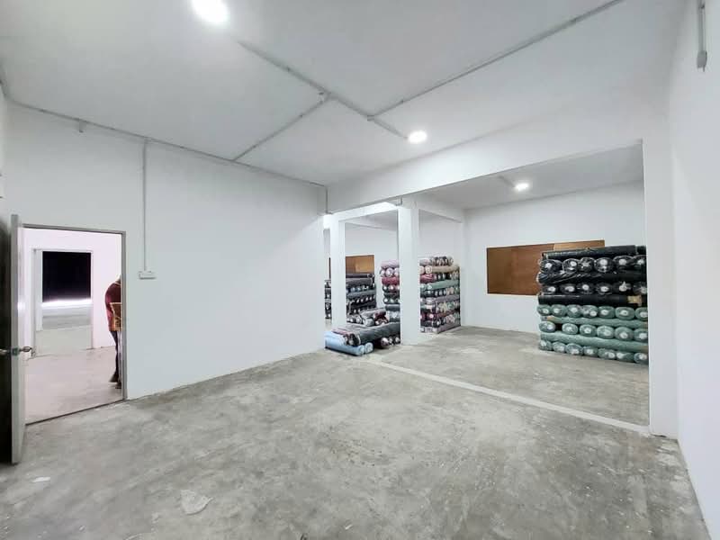 Kedai untuk Disewa di KL City Centre (Kuala Lumpur) - BH Tieh - Interior - PropertyGuru.com.my