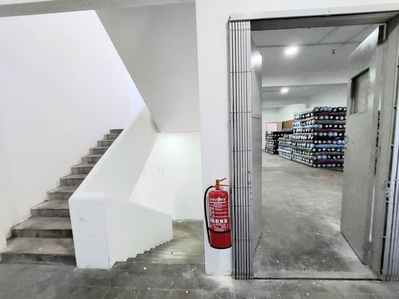 Kedai untuk Disewa di KL City Centre (Kuala Lumpur) - BH Tieh - Interior - PropertyGuru.com.my