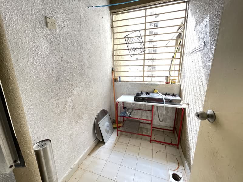 Condominium for Sale at Magna Ville - MY Loh - Kitchen - PropertyGuru.com.my