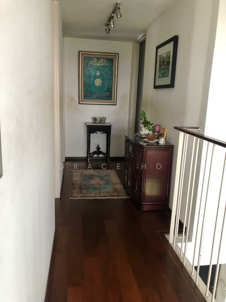 Kondominium untuk Dijual di The Breezeway - Grace Ho - Corridor - PropertyGuru.com.my
