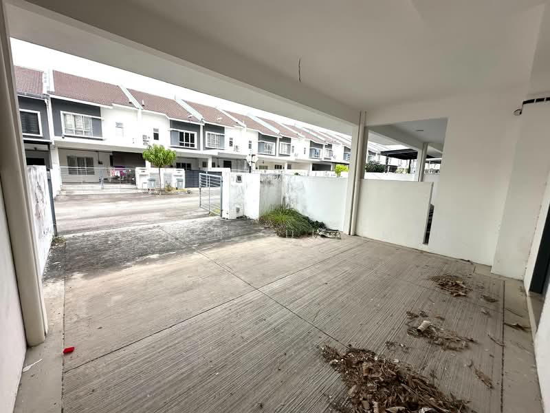 2-storey Terraced House for Sale in Iringan Bayu (Seremban) - Yasmin Sulaiman - Exterior - PropertyGuru.com.my