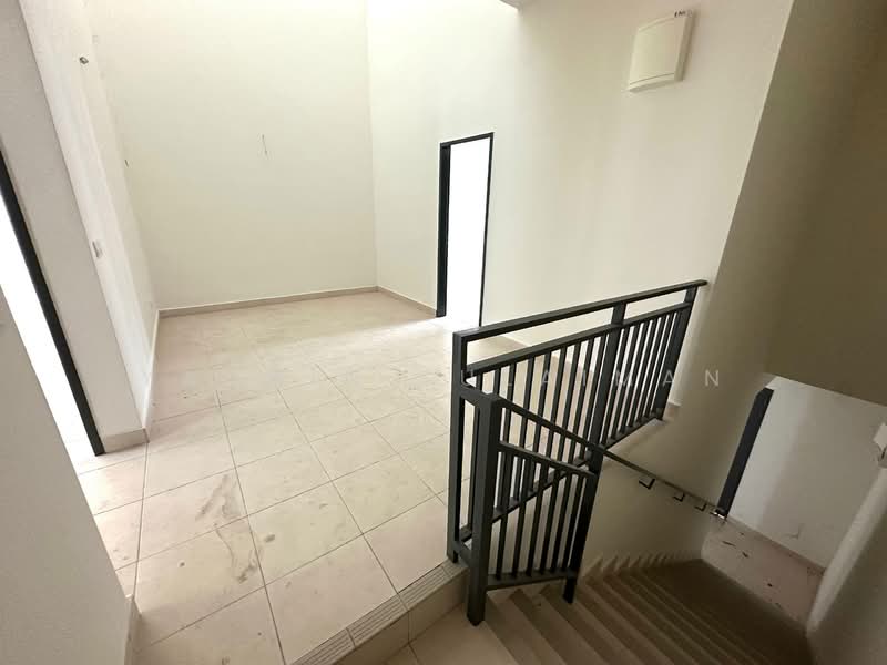 2-storey Terraced House for Sale in Iringan Bayu (Seremban) - Yasmin Sulaiman - PropertyGuru.com.my