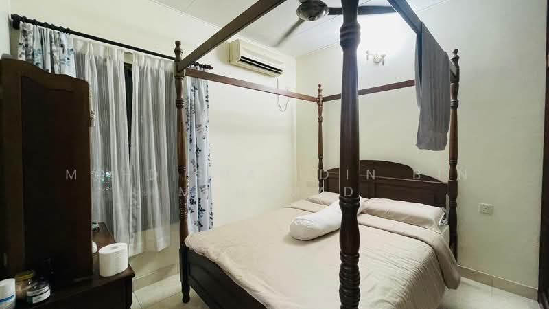 Semi-Detached House for Sale in Taman Setia 2 (Balakong) - Mohd Shahidin Bin Mohamad - Bedroom - PropertyGuru.com.my