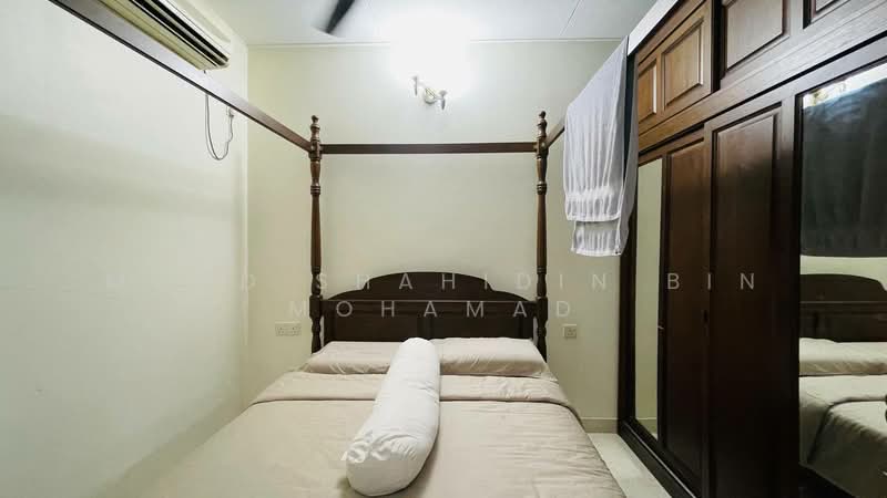 Semi-Detached House for Sale in Taman Setia 2 (Balakong) - Mohd Shahidin Bin Mohamad - Bedroom - PropertyGuru.com.my