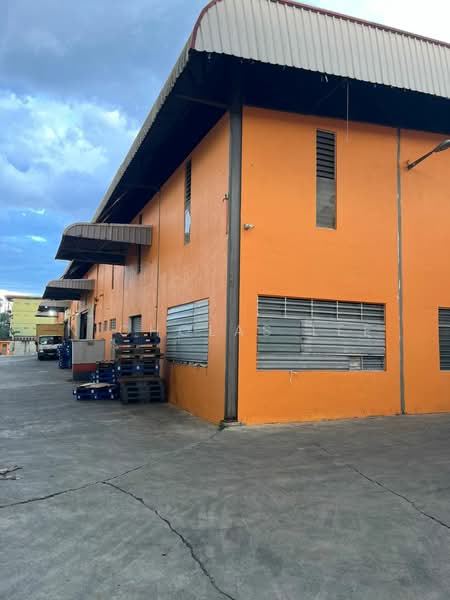 Detached Factory for Rent in Kawasan Perindustrian Balakong (Balakong) - Nicholas Lee - Exterior - PropertyGuru.com.my