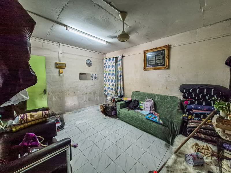2-storey Terraced House for Sale in Taman Cempaka (Ampang) - Amirun Kinanah - Living Room - PropertyGuru.com.my