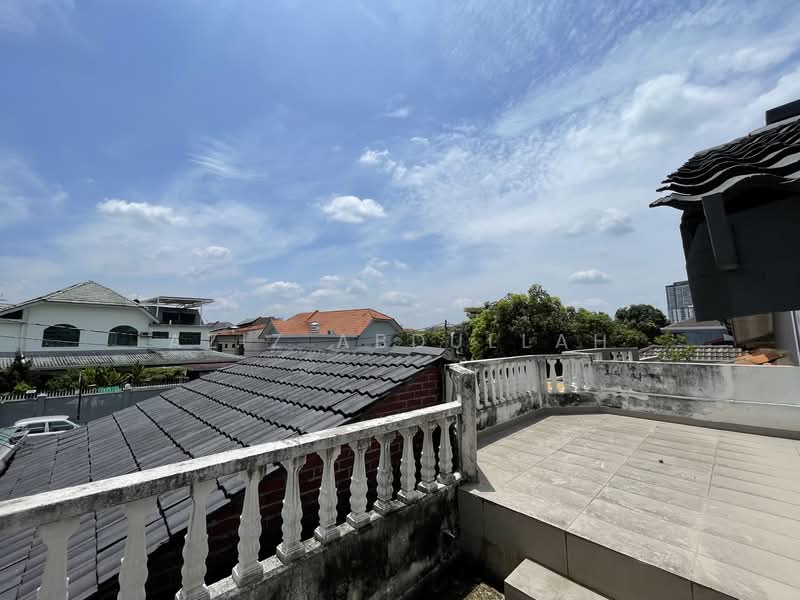 1.5-storey Terraced House for Sale in Sri Petaling (Kuala Lumpur) - Aziz Abdullah - Roof - PropertyGuru.com.my