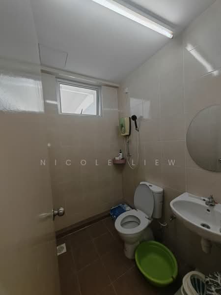 Kondominium untuk Disewa di Goodfields Residence (Pangsapuri Bukit Minyak Permai) - Nicole Liew - Bathroom - PropertyGuru.com.my
