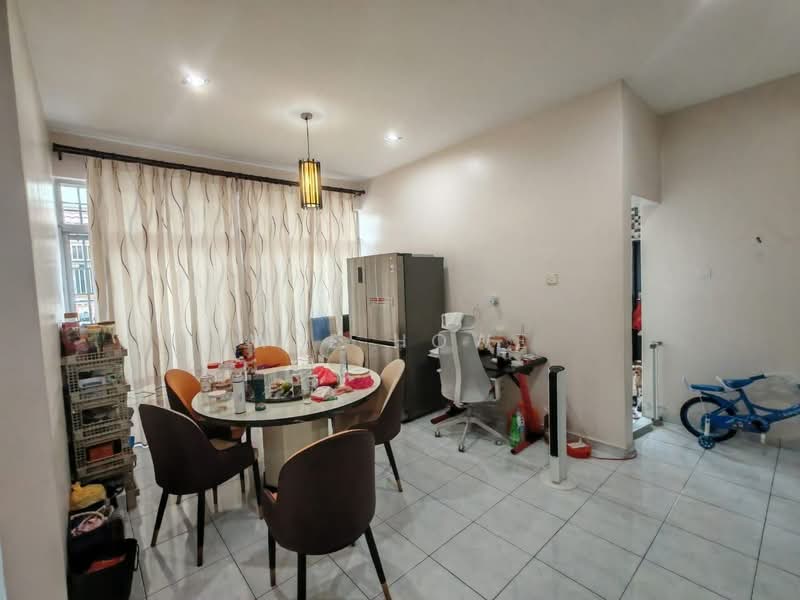 Semi-Detached House for Sale in Taman Bukit Jaya (Ulu Tiram) - Wee Howe - Dining Room - PropertyGuru.com.my