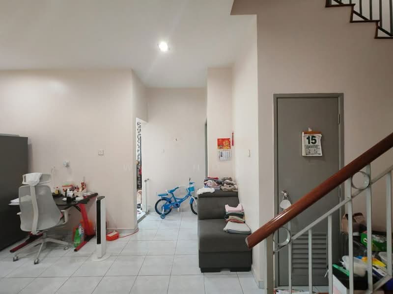 Semi-Detached House for Sale in Taman Bukit Jaya (Ulu Tiram) - Wee Howe - Living Room - PropertyGuru.com.my
