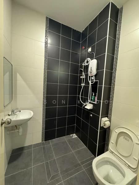 3-storey Terraced House for Sale in Taman Mount Austin (Tebrau) - Jason Khoo - Bathroom - PropertyGuru.com.my