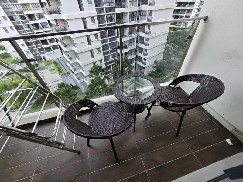 Condominium for Sale at Bay Point @ Country Garden Danga Bay - Oscar Wong - Balcony - PropertyGuru.com.my