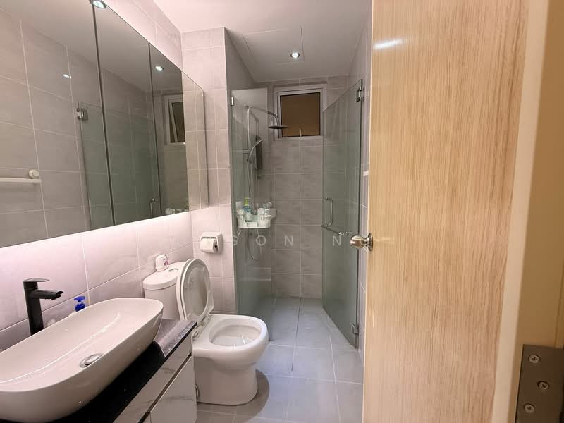 Condominium for Rent at i-Santorini - Dyson Ng - Bathroom - PropertyGuru.com.my