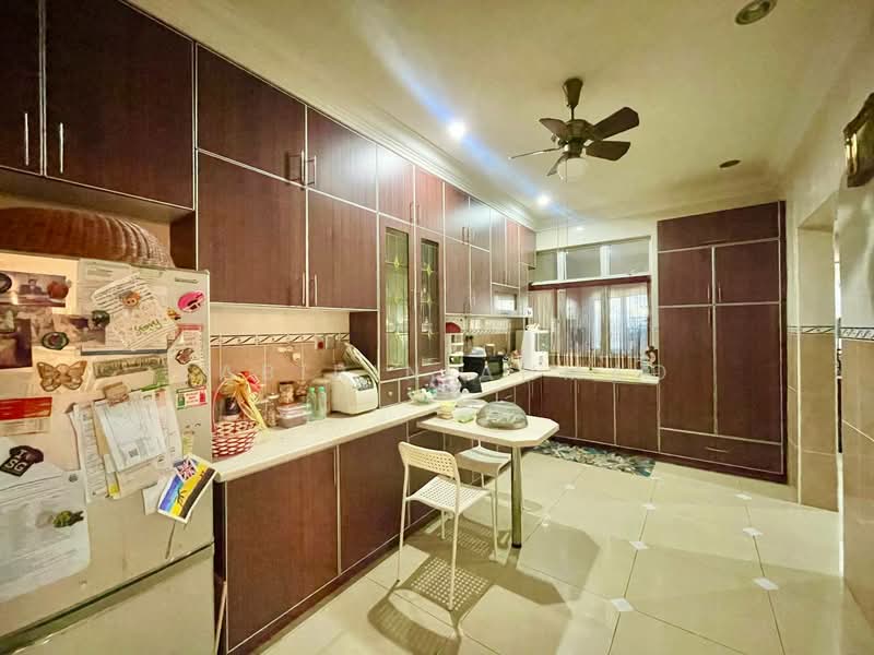 Rumah Teres 2 Tingkat untuk Dijual di Bukit Bandaraya (Shah Alam) - Sabirin Ahmad - Kitchen - PropertyGuru.com.my