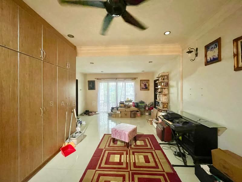 Rumah Teres 2 Tingkat untuk Dijual di Bukit Bandaraya (Shah Alam) - Sabirin Ahmad - Living Room - PropertyGuru.com.my