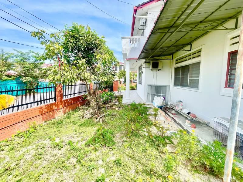 Bungalow for Sale in Seremban (Negeri Sembilan) - Hassan Basri Suhaimi - Exterior - PropertyGuru.com.my