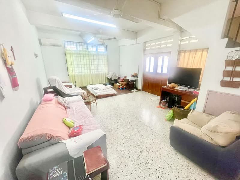 Bungalow for Sale in Seremban (Negeri Sembilan) - Hassan Basri Suhaimi - Living Room - PropertyGuru.com.my