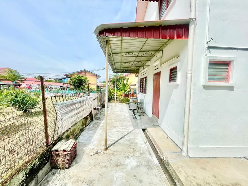 Bungalow for Sale in Seremban (Negeri Sembilan) - Hassan Basri Suhaimi - Exterior - PropertyGuru.com.my